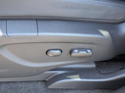 Used 2022 Buick Encore Preferred w/ Safety Package FWD image 27