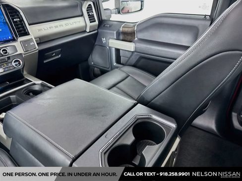 Used 2022 Ford F250 Lariat w/ Black Appearance Package AWD/4WD image 24