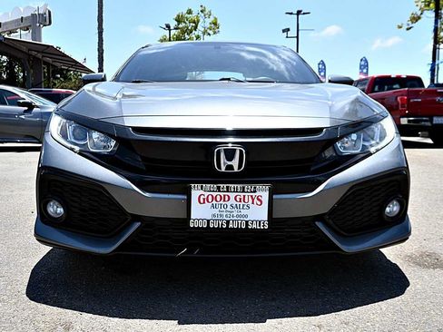 Used 2018 Honda Civic EX image 2
