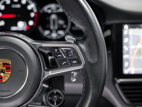 Used 2021 Porsche Cayenne Coupe image 41