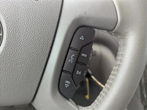 Used 2013 Buick Enclave Leather FWD image 13