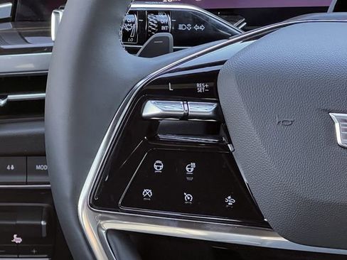 New 2026 Cadillac Escalade ESV Luxury image 12