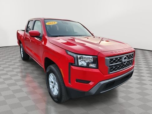 Used 2024 Nissan Frontier SV image 1