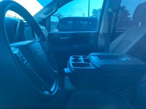 Used 2023 Chevrolet Silverado 2500 Custom w/ Custom Value Package AWD/4WD image 17
