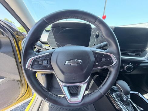 Used 2024 Chevrolet Trax ACTIV w/ Driver Confidence Package FWD image 11