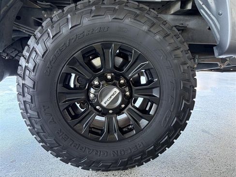 Used 2021 Ford F250 Lariat w/ Tremor Off-Road Package AWD/4WD image 36