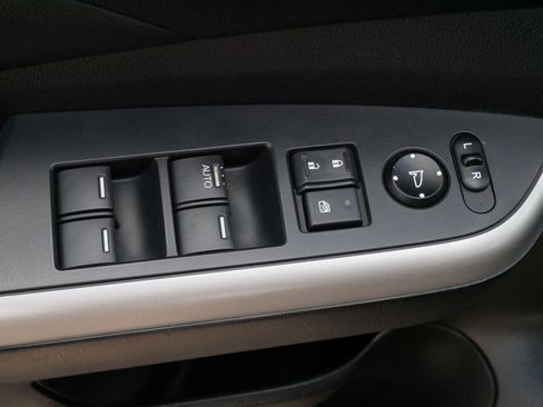 Used 2012 Honda CR-V EX-L image 17