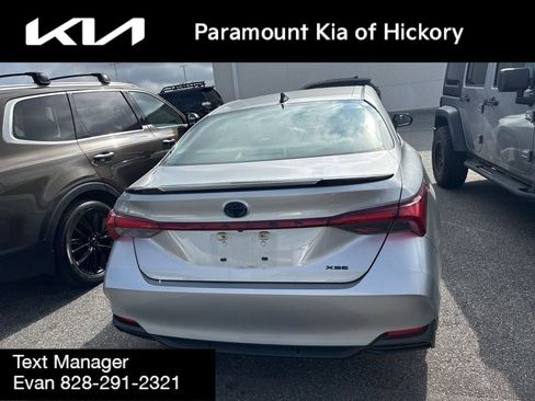 Used 2022 Toyota Avalon XSE w/ Carpet Mat Package (TMS) image 8