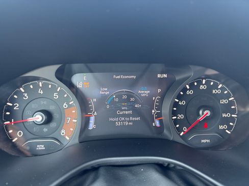 Used 2024 Jeep Compass Trailhawk AWD/4WD image 19