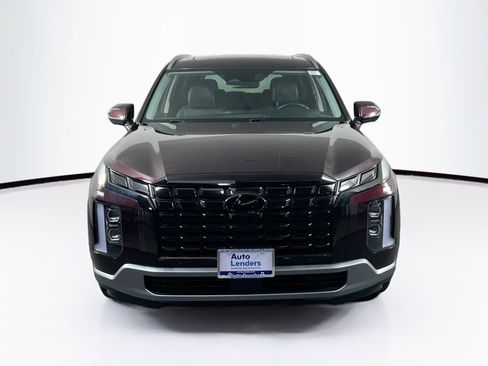 Used 2023 Hyundai Palisade SEL w/ Premium Package image 2