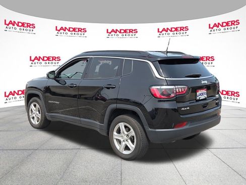 Used 2024 Jeep Compass Latitude AWD/4WD image 5