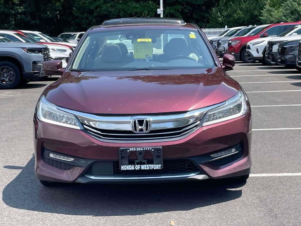 Used 2016 Honda Accord Touring image 2