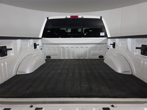 Used 2019 Ford F150 Platinum w/ Equipment Group 701A Luxury image 10