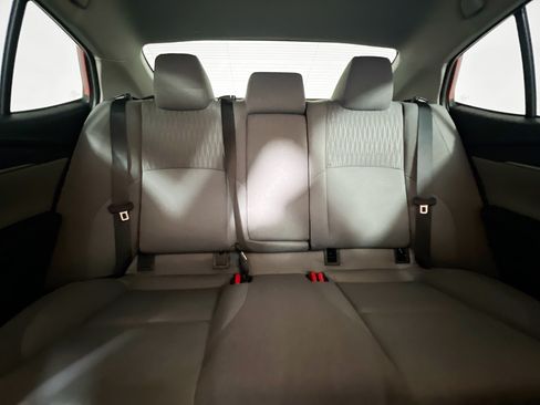 Used 2025 Toyota Camry LE FWD image 32