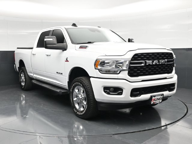 Used 2024 RAM 2500 Big Horn w/ Safety Group AWD/4WD image 4