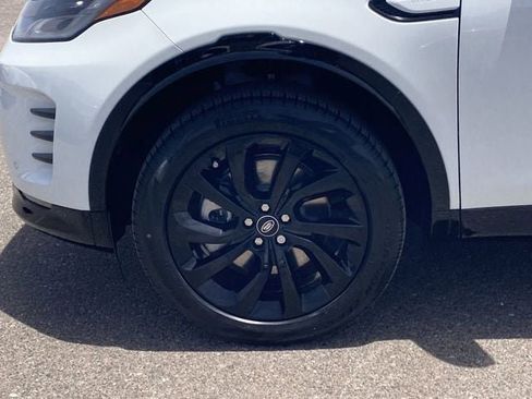 New 2024 Land Rover Discovery Sport Dynamic SE AWD/4WD image 10