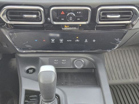 New 2026 Nissan Sentra SV w/ Floor Mat Package FWD image 17
