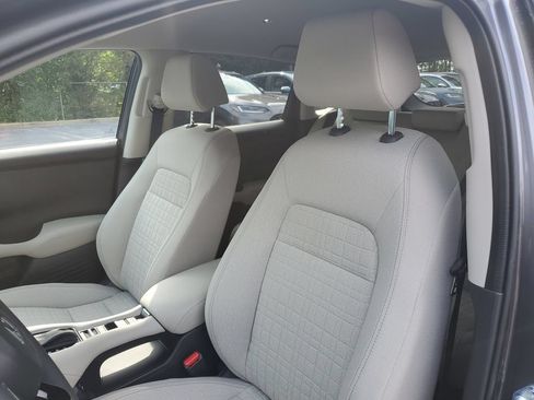 New 2027 Honda HR-V LX image 15