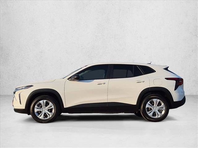 Used 2025 Chevrolet Trax LS w/ Driver Confidence Package FWD image 8