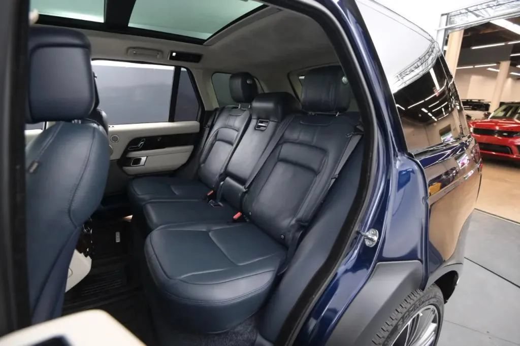 Used 2021 Land Rover Range Rover P525 Westminster Edition AWD/4WD image 49