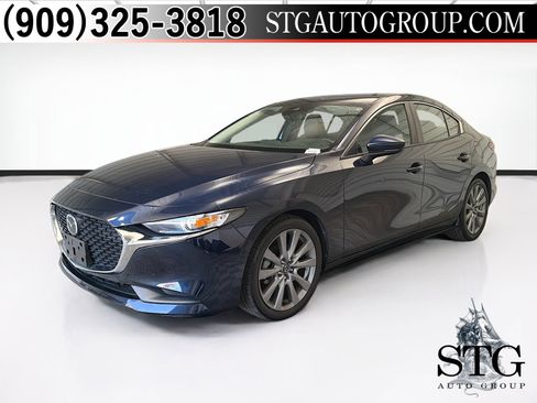 Used 2023 MAZDA MAZDA3 s FWD image 1