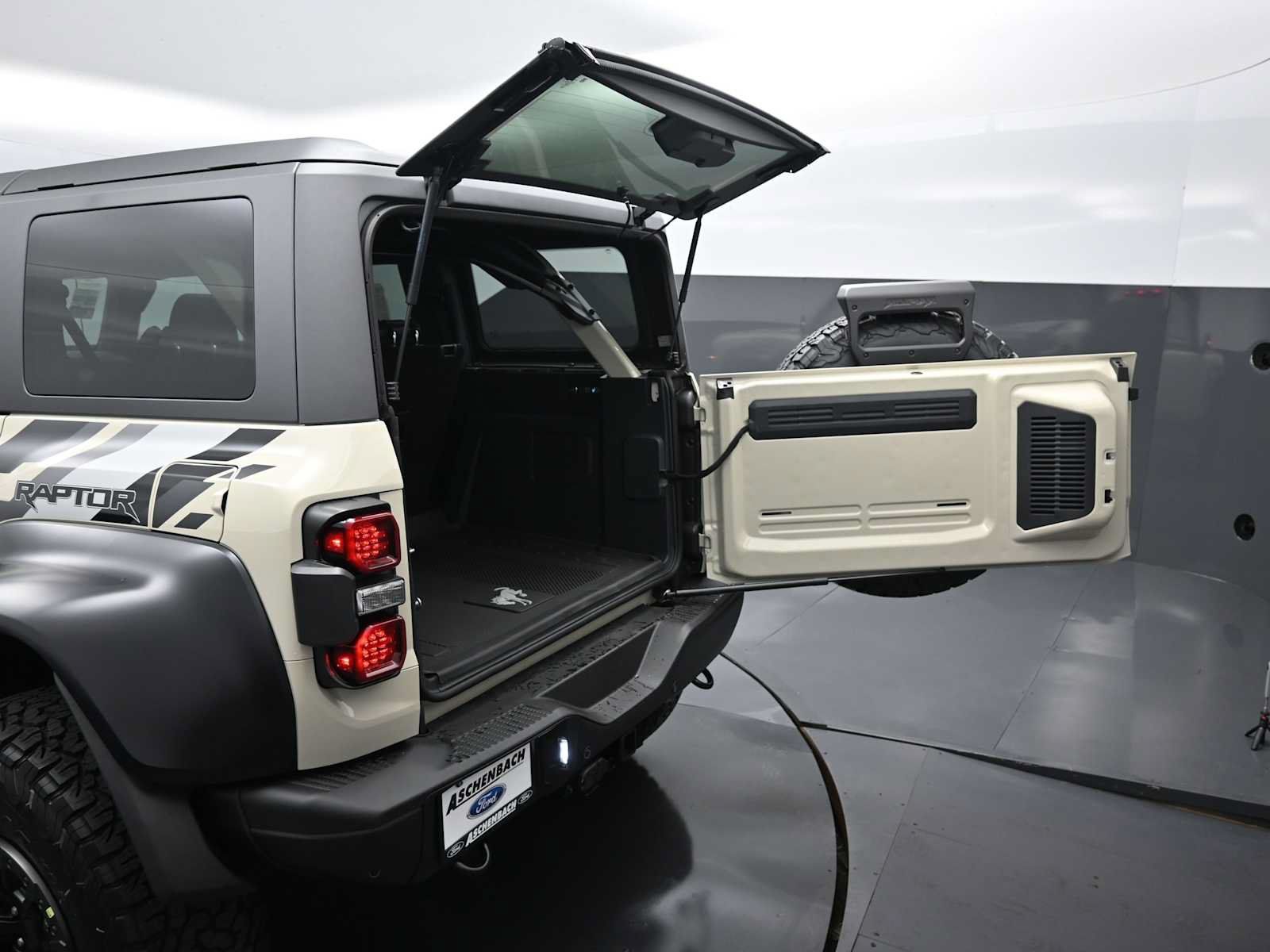 New 2026 Ford Bronco Raptor AWD/4WD image 13
