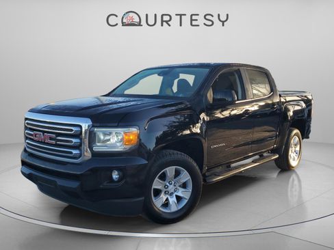 Used 2015 GMC Canyon SLE w/ SLE Convenience Package image 1