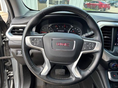 Used 2023 GMC Acadia SLT image 15