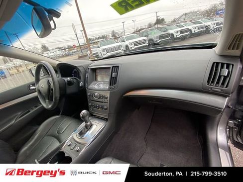 Used 2013 INFINITI G37 x w/ Premium Pkg image 32