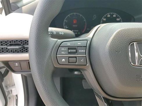 New 2025 Honda HR-V LX image 17