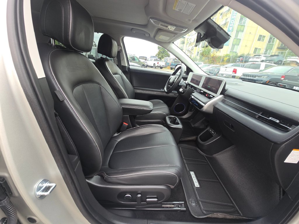 Used 2023 Hyundai Ioniq 5 Limited AWD/4WD image 11