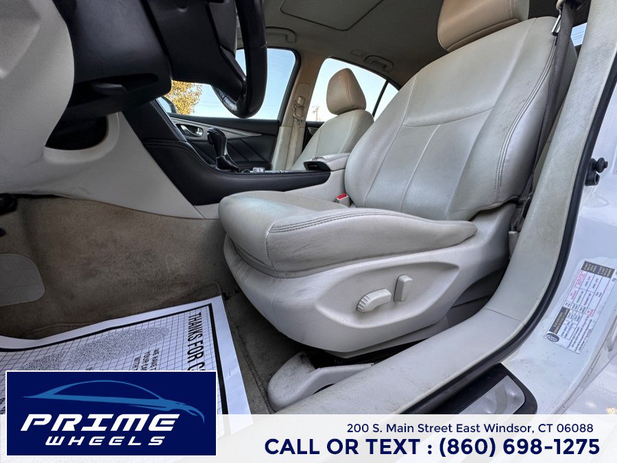 Used 2015 INFINITI Q50 AWD w/ Moonroof Package image 10