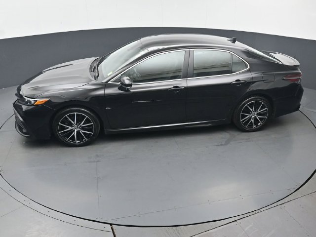 Certified 2024 Toyota Camry SE w/ Cold Weather Package AWD/4WD image 37