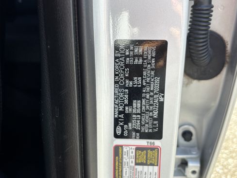 Used 2020 Kia Soul LX FWD image 30
