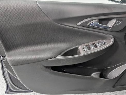 Used 2023 Chevrolet Malibu LT FWD image 12
