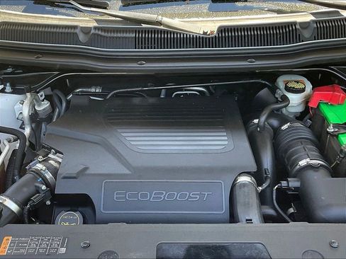 Used 2017 Ford Explorer Platinum AWD/4WD image 31