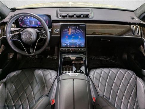 Certified 2022 Mercedes-Benz S 580 4MATIC Sedan image 16