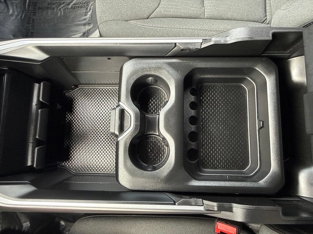 Used 2022 RAM 1500 Big Horn AWD/4WD image 36