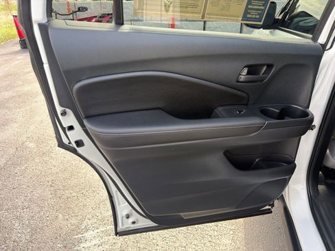 Used 2023 Honda Passport EX-L image 32