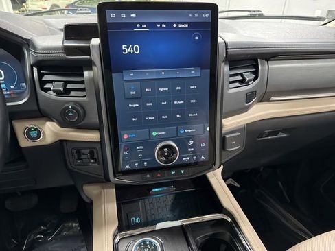 Used 2023 Ford Expedition Max Platinum image 20
