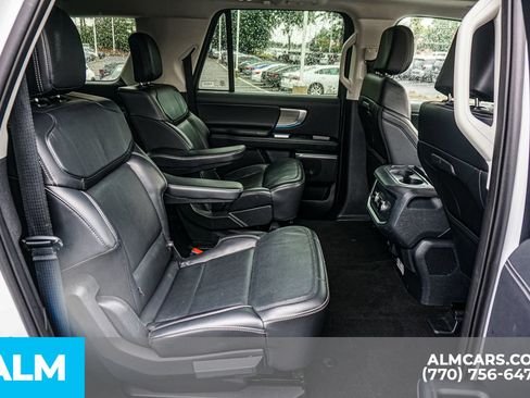 Used 2025 Ford Expedition Max Platinum AWD/4WD image 25