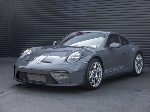 Certified 2026 Porsche 911 GT3 RWD image 1