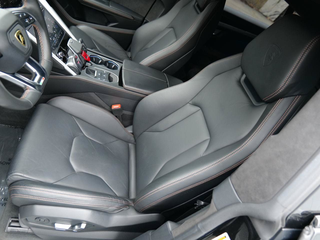Used 2021 Lamborghini Urus AWD/4WD image 14