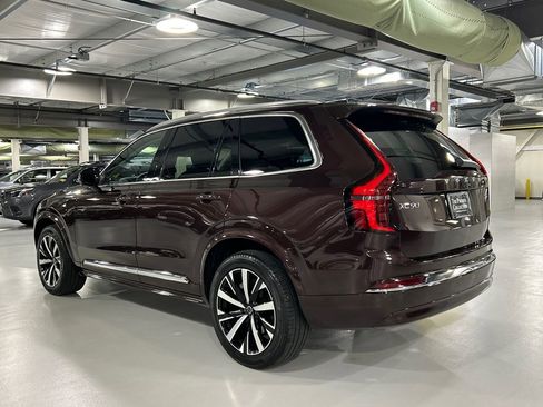 Used 2025 Volvo XC90 B6 Core w/ Climate Package AWD/4WD image 4