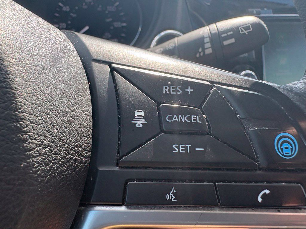 Used 2020 Nissan Rogue SL w/ Premium Package FWD image 20