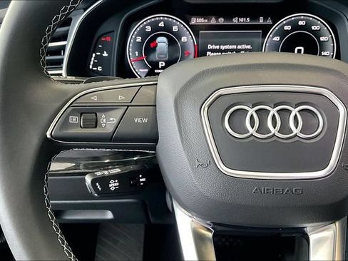 Used 2025 Audi Q7 3.0T Premium Plus w/ Premium Plus Package AWD/4WD image 11