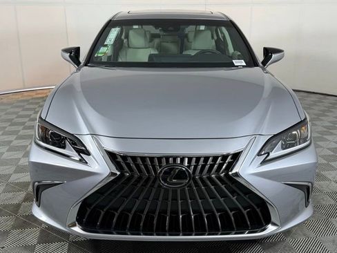 New 2025 Lexus ES 350 w/ Premium Package image 10