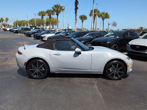 New 2026 MAZDA MX-5 Miata Grand Touring image 3