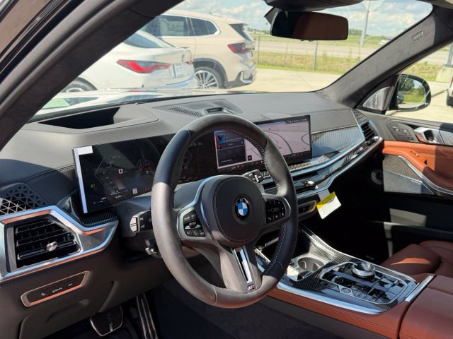 Used 2027 BMW X7 M60i w/ Executive Package AWD/4WD image 15