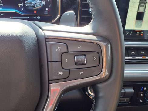 Used 2024 Chevrolet Silverado 1500 High Country w/ High Country Premium Package AWD/4WD image 17